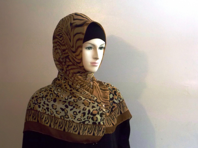 Light Stylish Geroget shawl  47